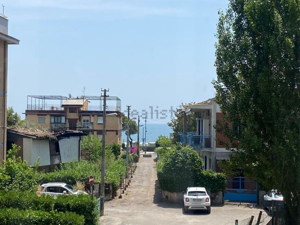 appartamento in vendita a Minturno in zona Scauri