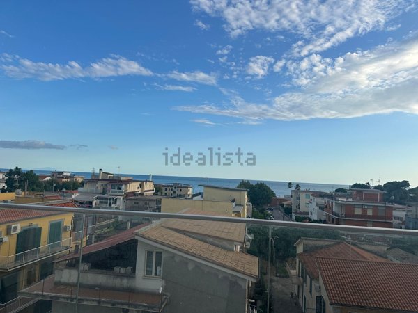 appartamento in vendita a Minturno in zona Scauri