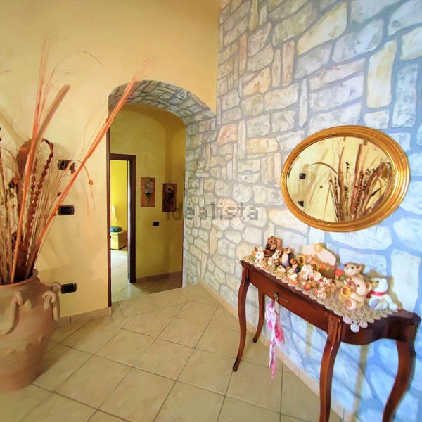 appartamento in vendita a Minturno