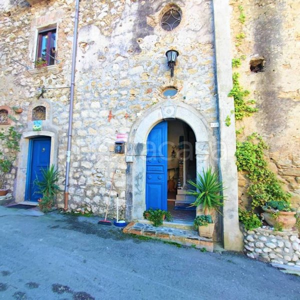 casa indipendente in vendita a Minturno in zona Santa Maria Infante