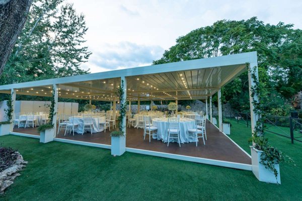 negozio in vendita a Minturno in zona Scauri