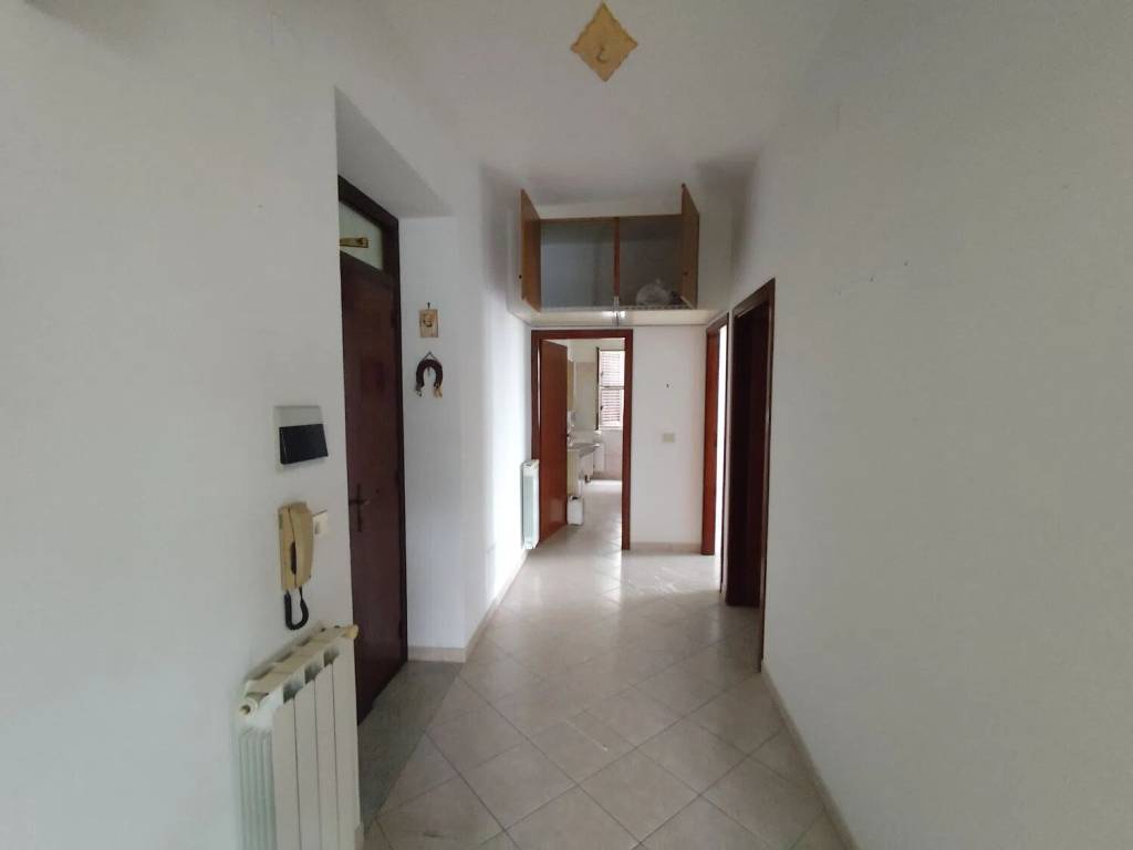 appartamento in vendita a Minturno in zona Scauri