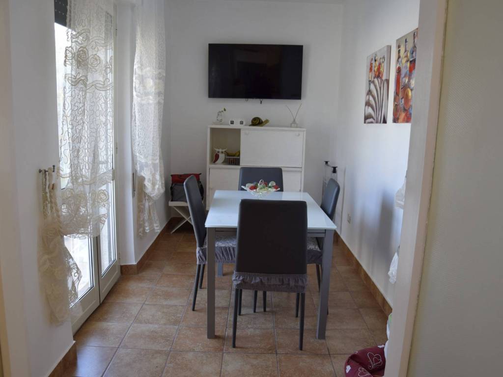 appartamento in vendita a Minturno in zona Scauri