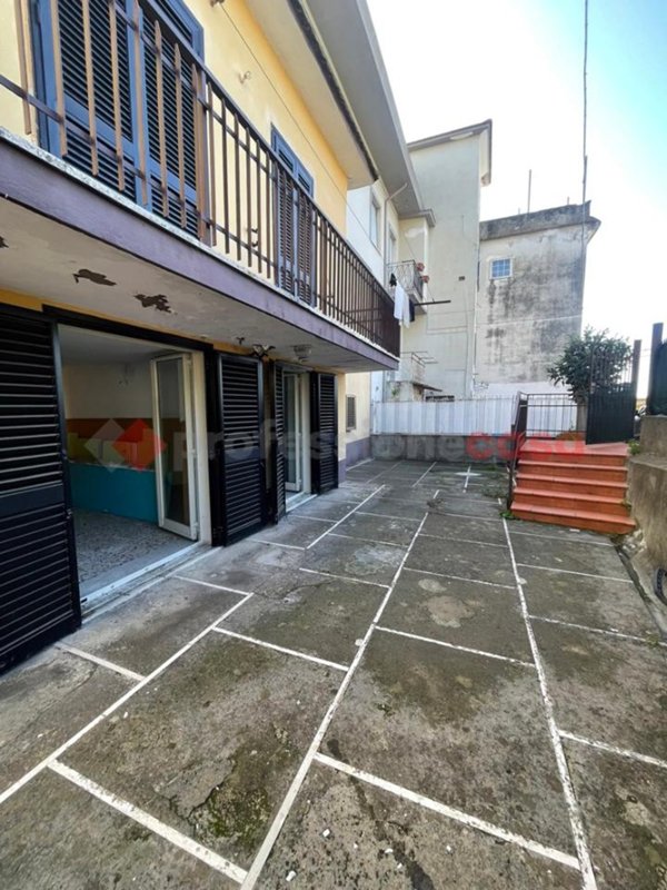 appartamento in vendita a Minturno in zona Scauri