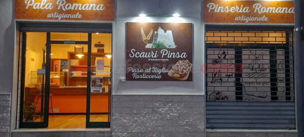 negozio in vendita a Minturno in zona Scauri