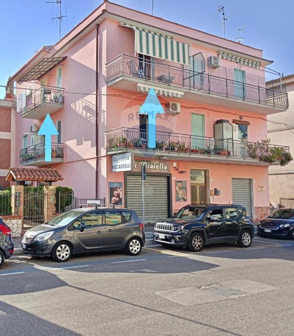 appartamento in vendita a Minturno in zona Scauri