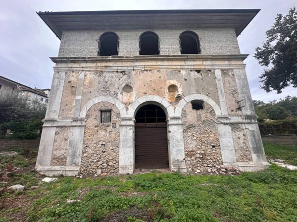 casa indipendente in vendita a Minturno