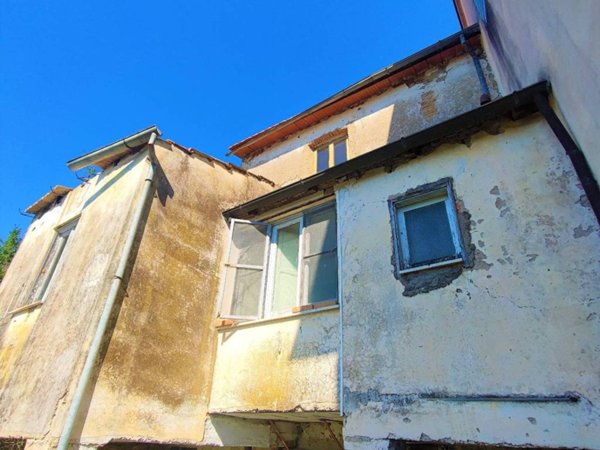 casa indipendente in vendita a Minturno in zona Pulcherini