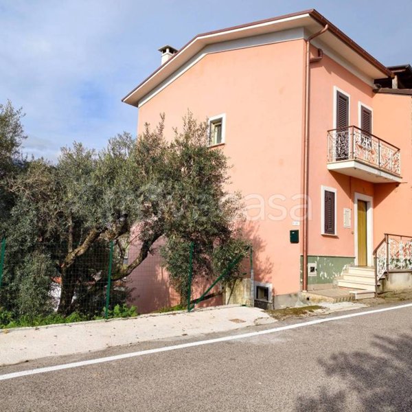 casa indipendente in vendita a Minturno in zona Pulcherini