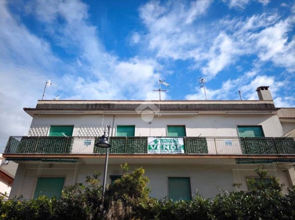 appartamento in vendita a Minturno in zona Scauri