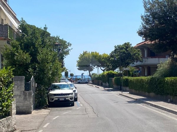 appartamento in vendita a Minturno in zona Scauri