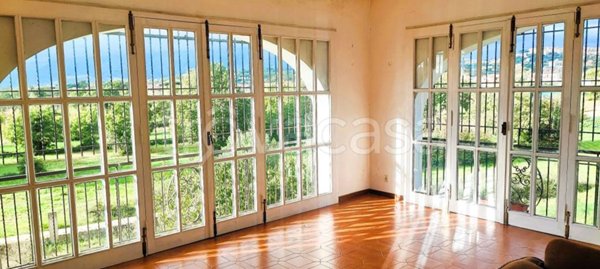 casa indipendente in vendita a Minturno in zona Marina