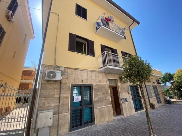 appartamento in vendita a Minturno in zona Scauri