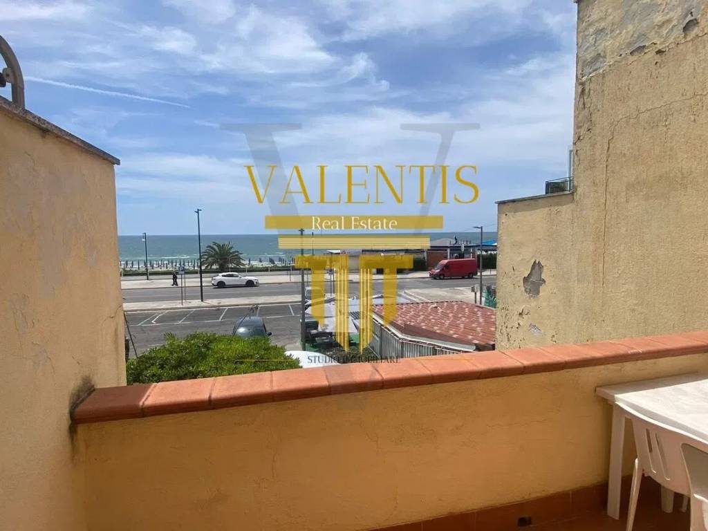 casa indipendente in vendita a Minturno