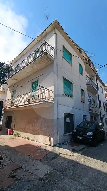 appartamento in vendita a Minturno in zona Scauri