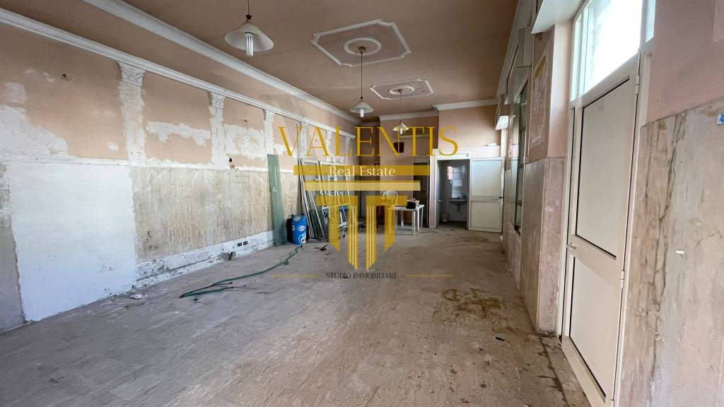 negozio in vendita a Minturno