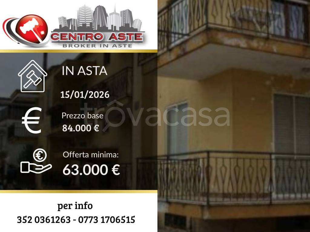 locale commerciale in vendita a Minturno