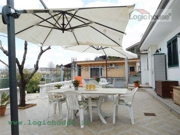 casa indipendente in vendita a Minturno