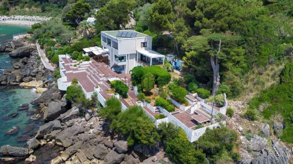 casa indipendente in vendita a Minturno in zona Scauri