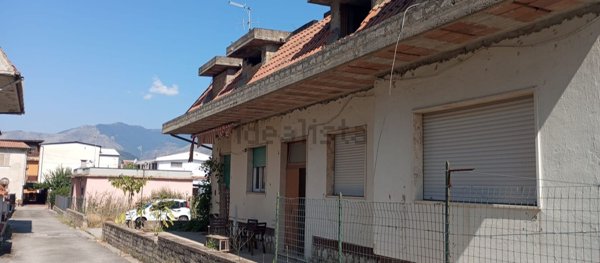 casa indipendente in vendita a Minturno in zona Scauri