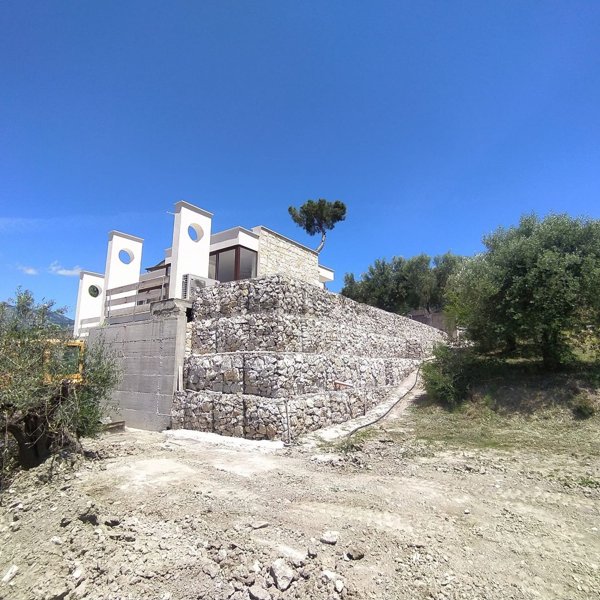 casa indipendente in vendita a Minturno in zona Santa Maria Infante