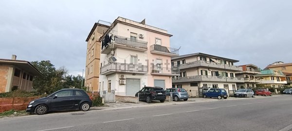 appartamento in vendita a Minturno in zona Scauri