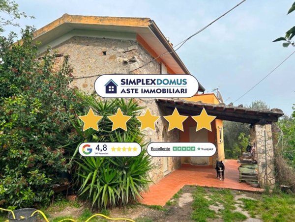 casa indipendente in vendita a Minturno