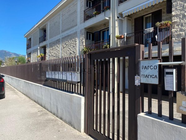 casa indipendente in vendita a Minturno in zona Marina