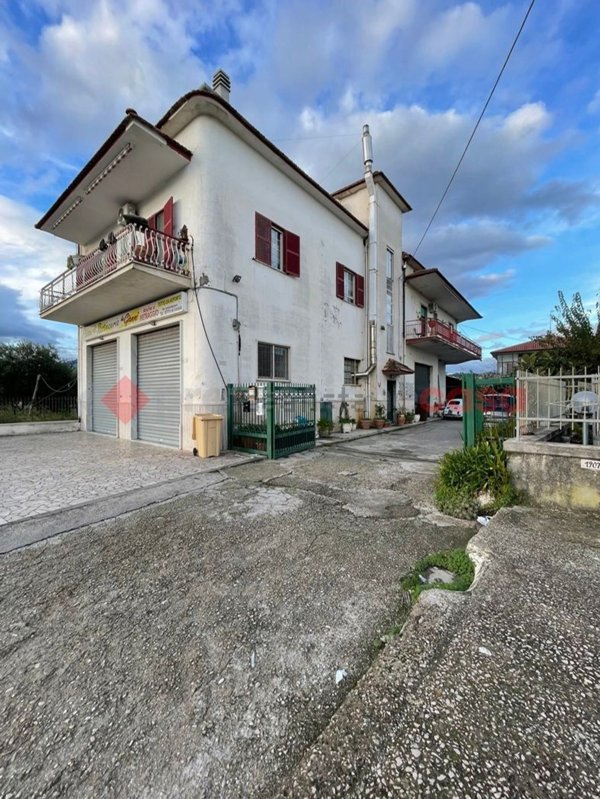 appartamento in vendita a Minturno in zona Marina