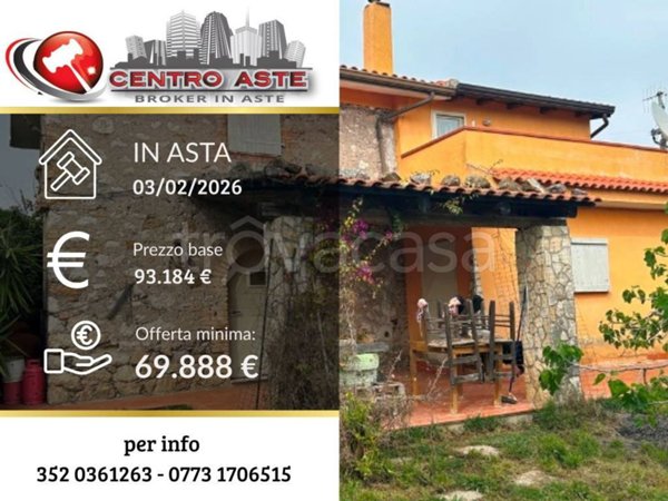 casa indipendente in vendita a Minturno
