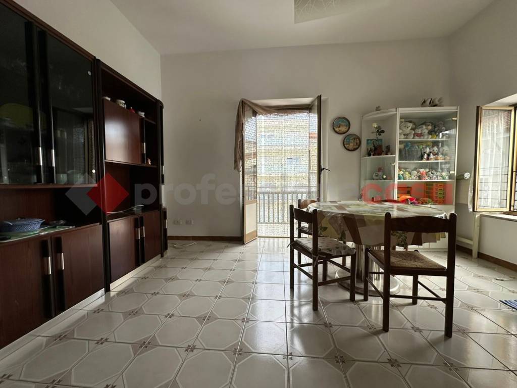 appartamento in vendita a Minturno in zona Scauri