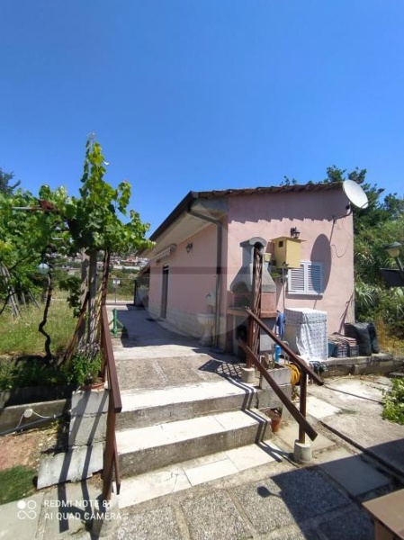 casa indipendente in vendita a Minturno in zona Marina