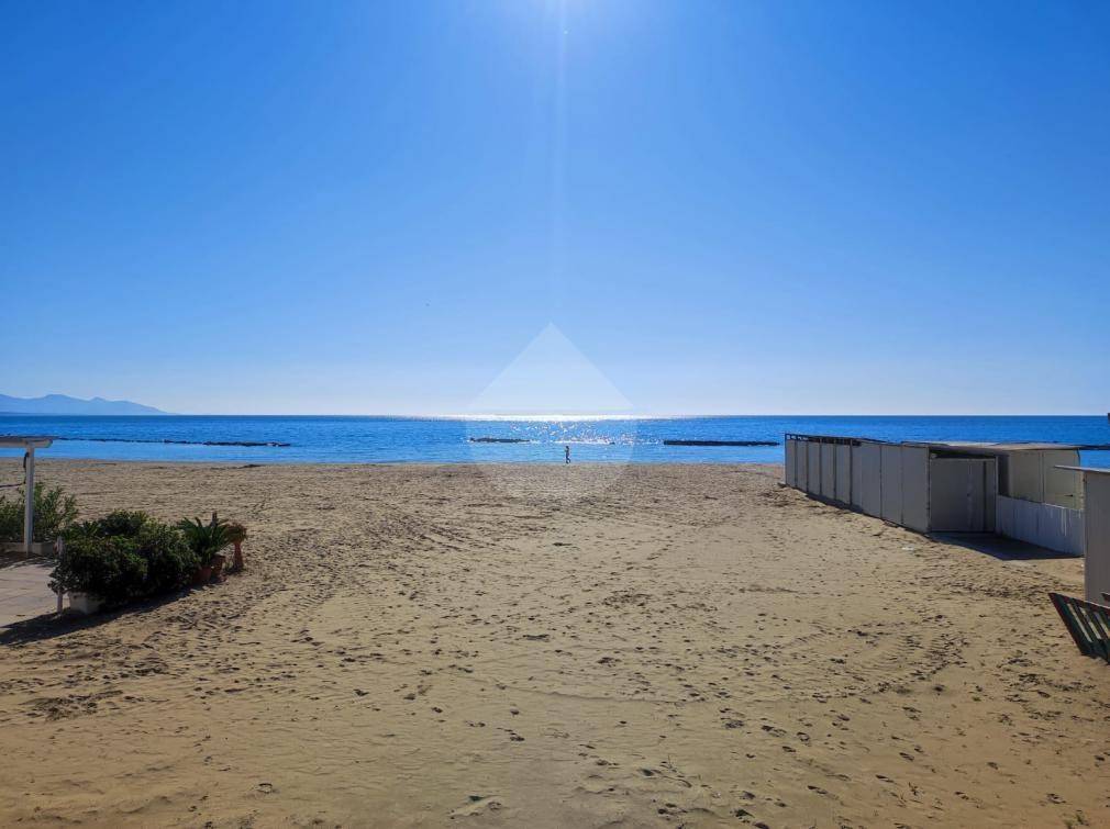 appartamento in vendita a Minturno in zona Scauri