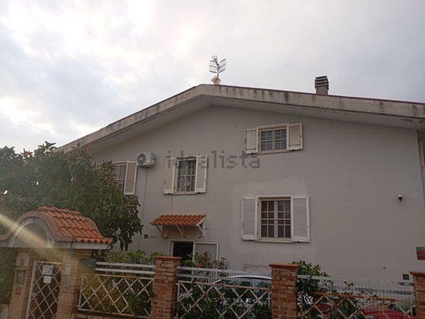 casa indipendente in vendita a Minturno