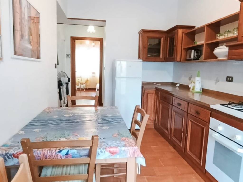 appartamento in vendita a Minturno in zona Scauri