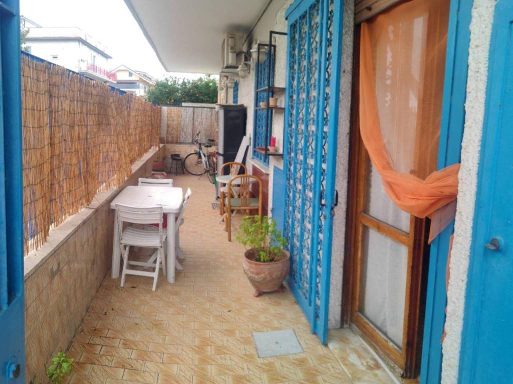 appartamento in vendita a Minturno in zona Scauri