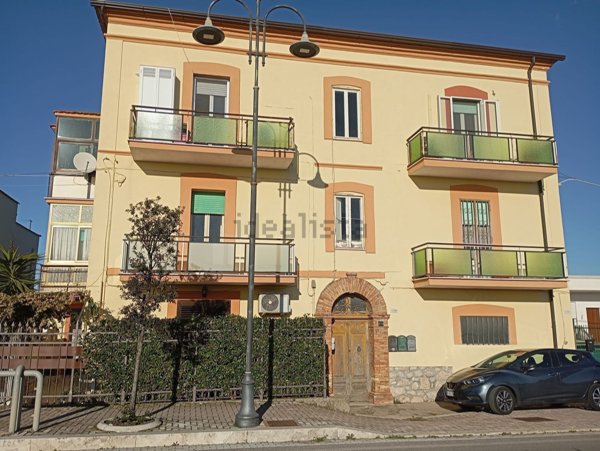 appartamento in vendita a Minturno in zona Scauri