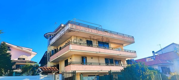 appartamento in vendita a Minturno in zona Scauri