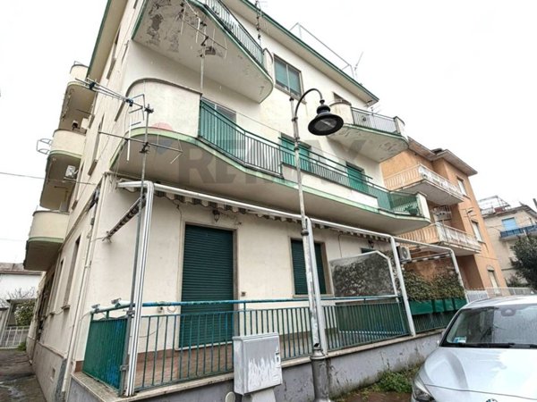 appartamento in vendita a Minturno in zona Scauri