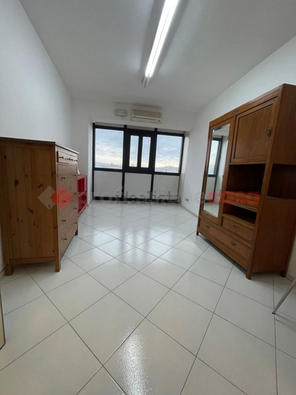 ufficio in vendita a Minturno in zona Scauri