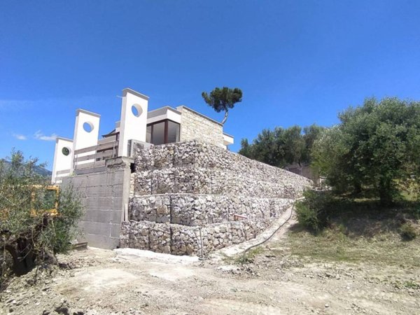 casa indipendente in vendita a Minturno in zona Santa Maria Infante
