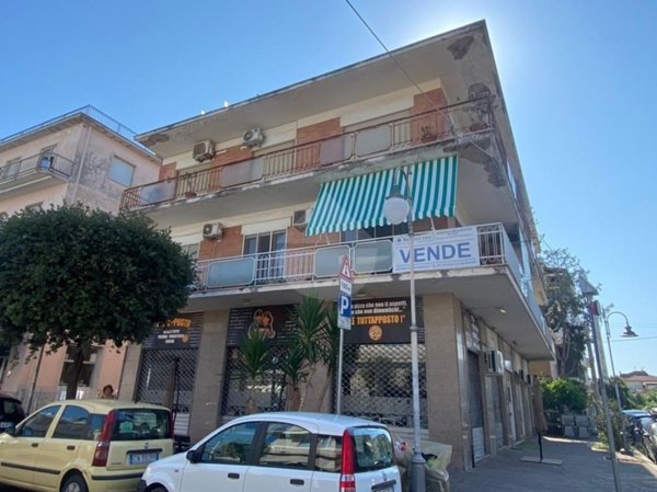 appartamento in vendita a Minturno in zona Scauri