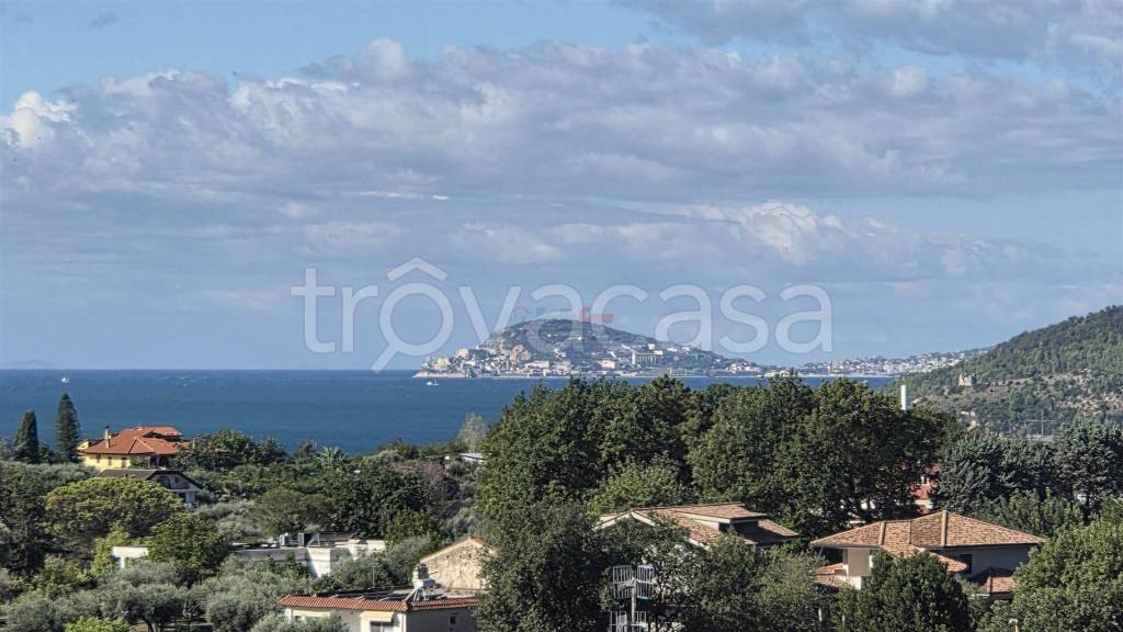 appartamento in vendita a Minturno