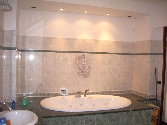 casa indipendente in vendita a Minturno