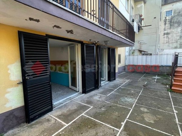 appartamento in vendita a Minturno in zona Scauri