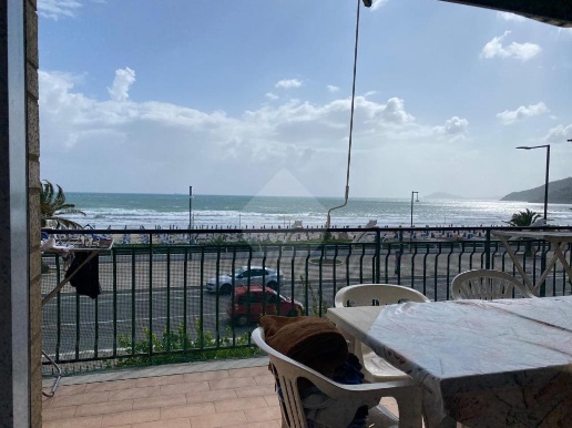 appartamento in vendita a Minturno in zona Scauri