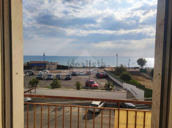 appartamento in vendita a Minturno in zona Marina