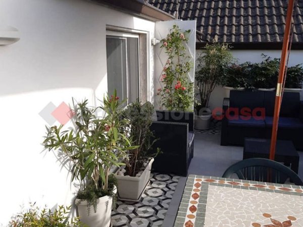 appartamento in vendita a Minturno in zona Scauri