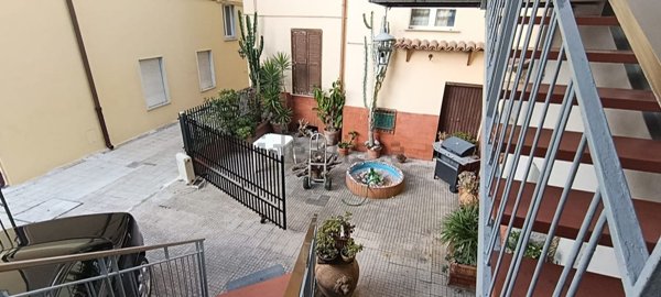 appartamento in vendita a Minturno in zona Scauri