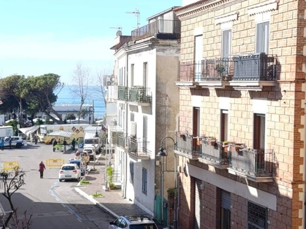 appartamento in vendita a Minturno in zona Scauri